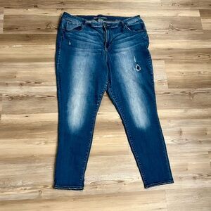 Old Navy High-Waisted Rockstar Ankle Jeans. Size 20.